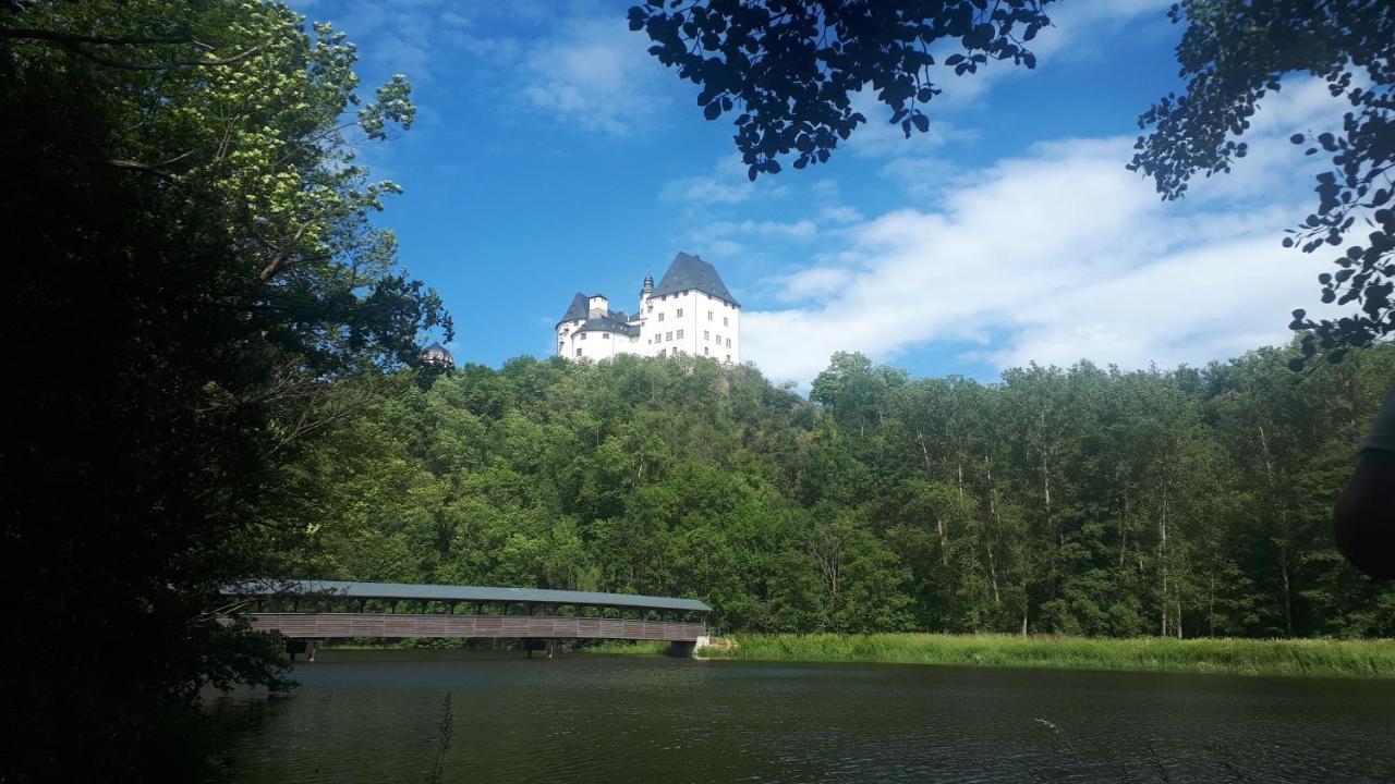 Schloss Burgk * Burgk (Saale-Orla-Kreis)